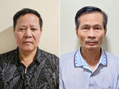 Ông Đoàn Văn Huấn (trái) và ông Nguyễn Văn Chính tại cơ quan công an (Ảnh: BCA)