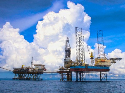 Nhà đầu tư được phép lập công ty để quản lý dự án dầu khí ở nước ngoài