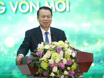 Thứ trưởng Bộ Tài chính Nguyễn Đức Chi phát biểu tại Tọa đàm "Lực đẩy dòng vốn mới" do báo Tài chính Đầu tư tổ chức sáng 23/7 (Ảnh: Dũng Minh)