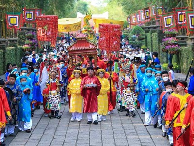 Người lao động sẽ được nghỉ làm hưởng nguyên lương trong Ngày Văn hoá Việt Nam 24/11 hàng năm (Ảnh minh hoạ)