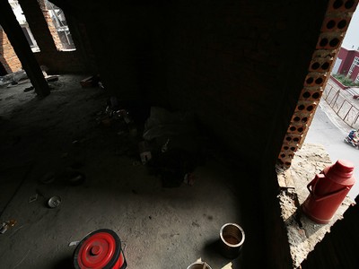 Biệt thự tiền tỷ ở Hà Nội hóa thành điểm tập kết của dân nghiện 