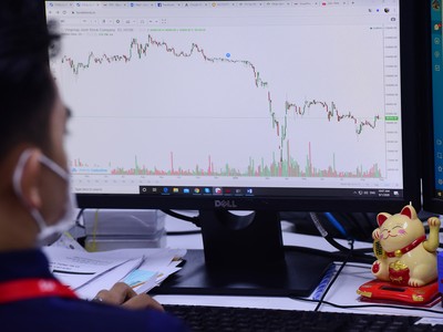 Giải mã phiên giảm điểm sốc sáng nay và hành động cần có của nhà đầu tư