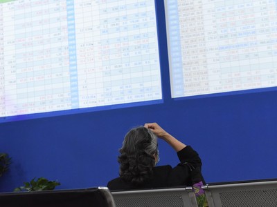 Chứng khoán phái sinh: Bất ổn xuất hiện