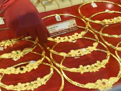 Giá vàng hôm nay ngày 29/3: Vàng SJC "đứng im nhìn" vàng nhẫn "bốc đầu"