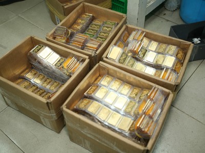 Giá vàng hôm nay ngày 15/12: Vàng SJC lên sát mốc 157 triệu đồng/lượng