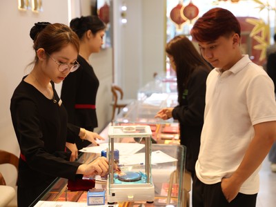 Giá vàng hôm nay ngày 4/3: Vàng SJC giảm tới gần 7 triệu đồng/lượng