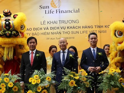 Sun Life Việt Nam khai trương văn phòng giao dịch ở Kon Tum