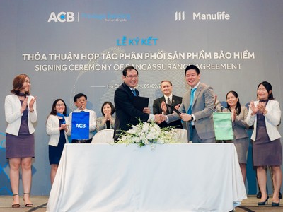 Manulife Việt Nam hợp tác phân phối bảo hiểm qua ngân hàng với ACB