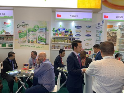 Vinamilk tham gia Hội chợ Gulfood Dubai và ký kết thành công hợp đồng xuất khẩu sữa trị giá 20 triệu USD tại đây