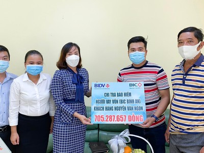 BIC chi trả hơn 700 triệu đồng tiền bảo hiểm cho khách hàng vay vốn tại Đồng Tháp