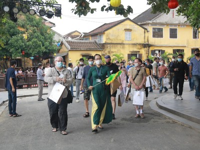 Khách quốc tế đến Hội An Ảnh Lê Toàn