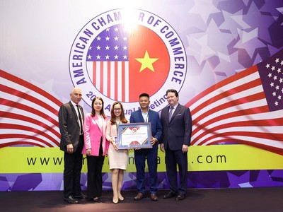 Mondelez Kinh Đô Việt Nam được vinh danh tại Top 100 doanh nghiệp phát triển bền vững năm 2022 