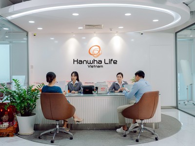 Hanwha Life Việt Nam không ngừng nâng cao quyền lợi và các hoạt động chăm sóc khách hàng