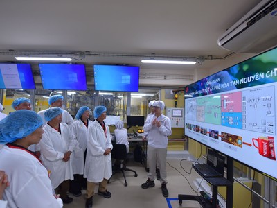 Nestlé Việt Nam tổ chức chương trình tham quan cho những người nông dân đã đồng hành và gắn bó với chương trình NESCAFÉ Plan