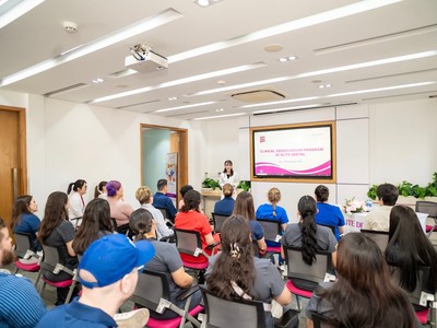 Sinh viên nha khoa Trường Đại học bang New Mexico- Hoa Kỳ kiến tập tại Elite Dental