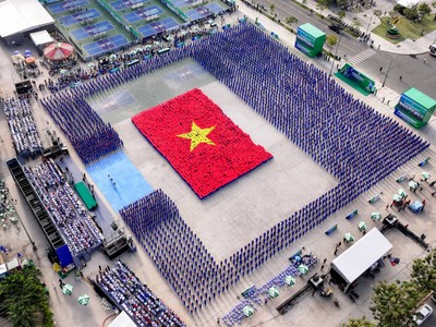 60.000 học sinh lập kỷ lục kép Việt Nam và thế giới với màn đồng diễn võ nhạc Vovinam