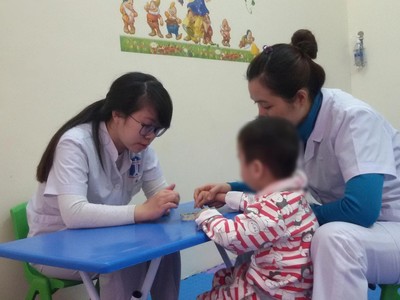 Việc đẩy mạnh xã hội hóa tạo điều kiện cho trẻ tự kỷ sớm được tiếp cận các liệu pháp can thiệp chuyên sâu và hòa nhập cộng đồng