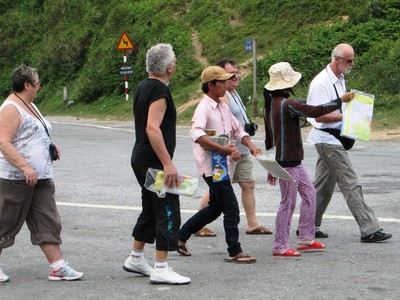 Muốn làm du lịch tốt, bên cạnh sự cố gắng của cơ quan quản lý nhà nước, của DN, cần có sự vào cuộc của cả cộng đồng (Ảnh Internet)