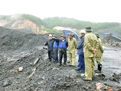 Thiệt hại do mưa lũ của TKV tăng lên 1.200 tỷ đồng