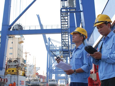 CIEM khuyến nghị tính toán kỹ tăng lương tối thiểu vùng trong năm 2018 