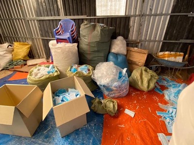 Tuần đầu tháng 4, liên tiếp tái diễn vi phạm liên quan đến buốn bán tái chế khẩu trang kém chất lượng