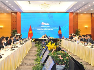 ASEAN thảo luận và thống nhất nhiều nghị trình hợp tác phát triển năng lượng khu vực