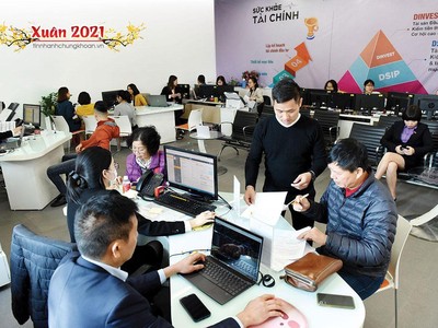 Đối với một bộ phận nhà đầu tư mới, việc tham gia thị trường chứng khoán trở thành công việc bán thời gian