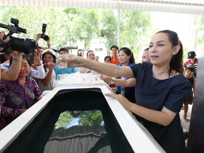 Hành trình mang nước ngọt đến với người dân vùng hạn mặn