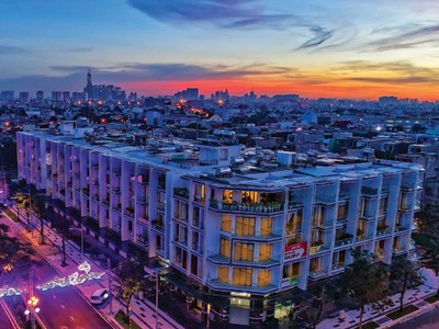 Khu đô thị Vạn Phúc lung linh về đêm.