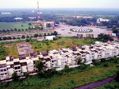 Thị trường bất động sản các địa phương giáp ranh TP.HCM như Đồng Nai, Bình Dương, Long An đang rất sôi động. Ảnh: Lê Toàn