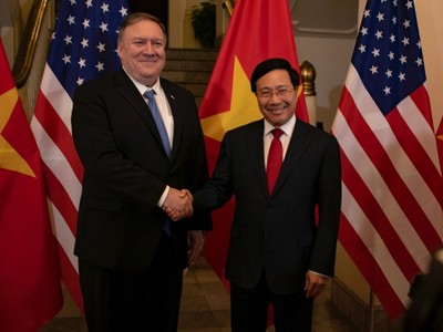 Phó Thủ tướng, Bộ trưởng Bộ Ngoại giao Phạm Bình Minh và Ngoại trưởng Mỹ Michael R. Pompeo tại cuộc gặp ở Hà Nội vào ngày 26/2/2019. Ảnh: Bộ Ngoại giao Mỹ