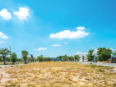 Doanh nghiệp bất động sản miền Trung ráo riết khởi động trở lại