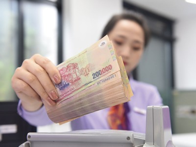 Cho vay lĩnh vực ít rủi ro có thể khiến biên lãi ròng của ngân hàng giảm mạnh