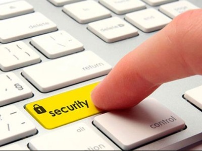 Việc rao bán thông tin cá nhân người dùng đang diễn ra ngang nhiên và công khai trên mạng Internet.