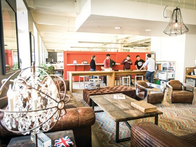 Các doanh nghiệp co-working space vừa dốc sức mở rộng hoạt động, vừa thích ứng với dịch bệnh.