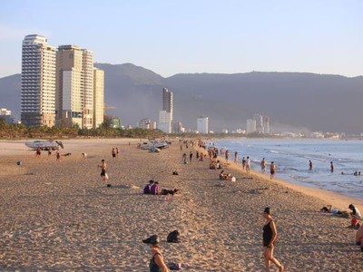 Đà Nẵng kiểm soát được nguy cơ lây nhiễm Covid-19 trên địa bàn thành phố và chính thức cho phép toàn thành phố trở lại hoạt động bình thường