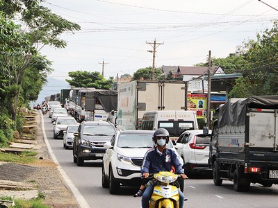 Tuyến cao tốc Tân Phú – Bảo Lọc rút ngắn thời gian đi lại từ Tây Nguyên về Đông Nam Bộ và giúp xóa bỏ vấn nạn ùn tắc giao thông trên Quốc lộ 20, đặc biệt là đoạn đèo Bảo Lộc.