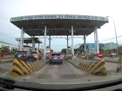 Một trạm thu phí trên Quốc lộ 1K.