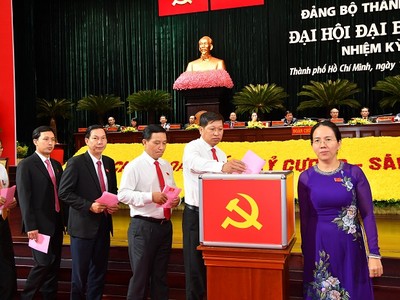 61 đồng chí được lựa chọn từ danh sách 72 ứng cử viên đã được đại hội biểu quyết thông qua