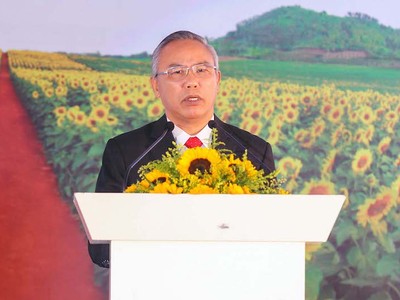 Ông Phùng Đức Tiến, Thứ trưởng Bộ Nông nghiệp và Phát triển nông thôn