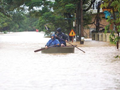 Việc xác minh thiệt hại và giám định tổn thất để làm căn cứ bồi thường trong bối cảnh bão lũ rất khó khăn