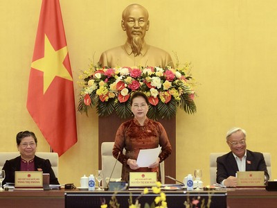 Chủ tịch Quốc hội Nguyễn Thị Kim Ngân chủ trì phiên họp thứ 50 Ủy ban Thường vụ Quốc hội