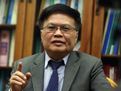 Điều kiện tiên quyết để thúc đẩy phát triển đất nước là cải cách thể chế