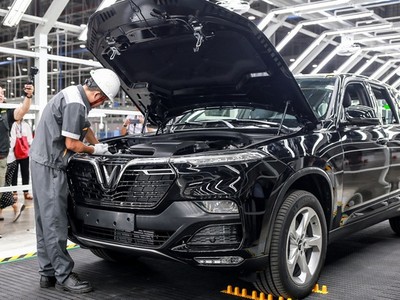 Lãnh đạo Chính phủ đề xuất cắt giảm Thuế tiêu thụ đặc biệt đối với linh kiện cho xe hơi trong nước 