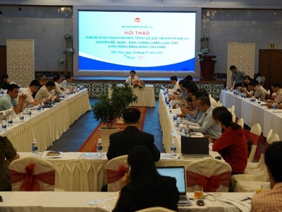 Hội thảo tham vấn với chủ đề “Nước - Định hướng chiến lược vùng Đồng bằng sông Cửu Long”, được tổ chức tại Cần Thơ.