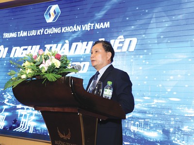 Ông Nguyễn Sơn, Chủ tịch VSD phát biểu tại Hội nghị