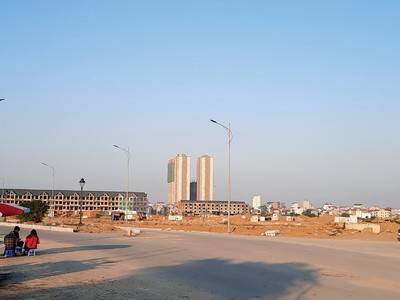 Hạ tầng bên trong dự án đang thi công. Ảnh: Thành Nguyễn