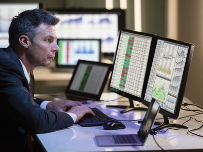 Cơ hội M&A ngân hàng nội là rộng mở với các nhà đầu tư nước ngoài. Ảnh: Shutter Stocks