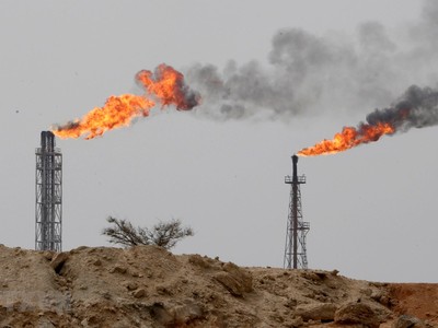 Một cơ sở khai thác dầu trên đảo Khark của Iran. (Ảnh: AFP/TTXVN)