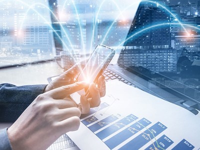 “Dịch chuyển số” đang được xem là chìa khóa giúp các quốc gia ASEAN, trong đó có Việt Nam vượt lên trong bối cảnh cuộc cách mạng công nghiệp lần thứ tư.